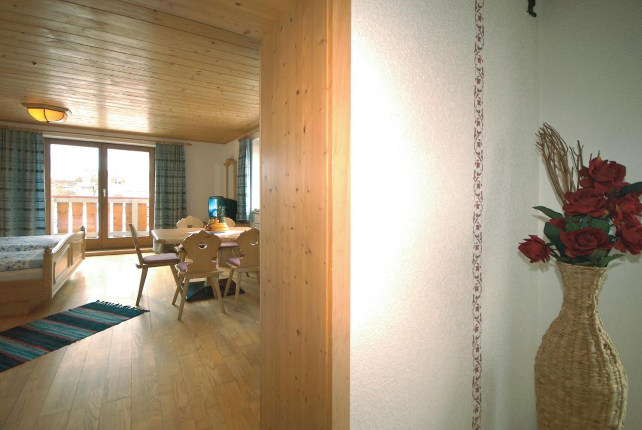 Fruehstuecks- & Apartmenthaus Maislau Раурис Стая снимка