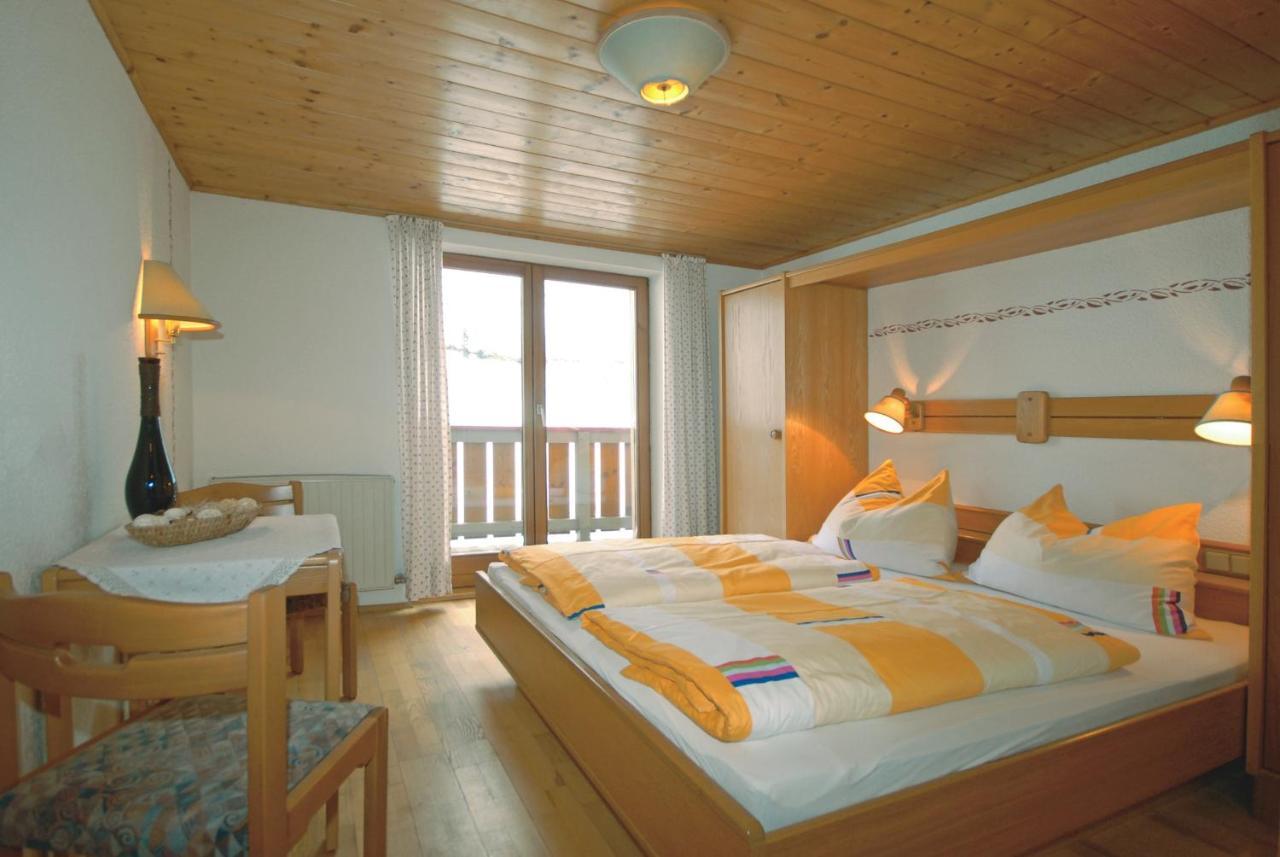 Fruehstuecks- & Apartmenthaus Maislau Раурис Стая снимка