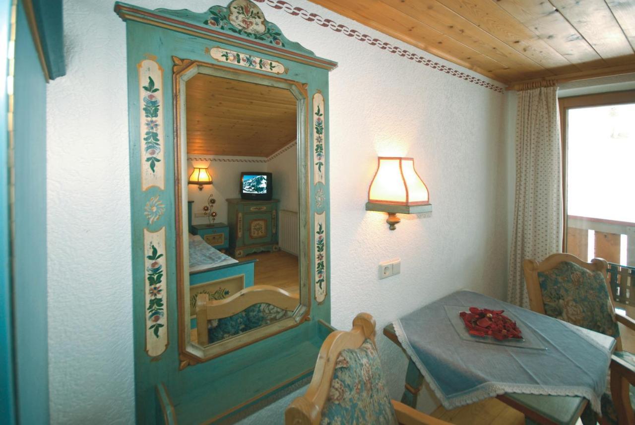 Fruehstuecks- & Apartmenthaus Maislau Раурис Стая снимка